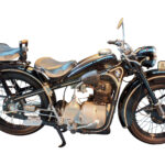 Frei gestelltes Foto eines BMW Motorrades von 1943, einer R35. Das Foto zeigt das Motorrad von der rechten Seite.