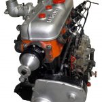 Abgebildet ist der erste Dieselmotor für einen Pkw der Welt: der 260D von Mercedes Benz