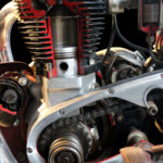 Foto vom geschnittenen Motor und Kettenkasten der Triumph 5T SpeedTwin.
